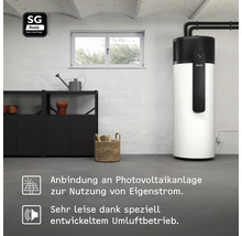 Pompe à chaleur blanche pour eau chaude dans une cave claire avec buffet noir et infos sur le raccordement photovoltaïque et la compatibilité Smart Grid.