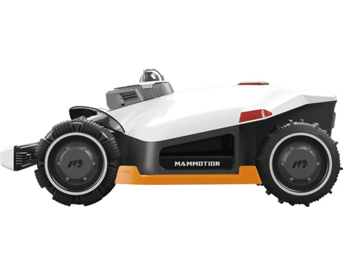 Robot tondeuse Mammotion à quatre roues motrices avec pneus profilés pour terrains difficiles.