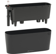 Bac d'arrosage Lechuza avec système d'irrigation et indicateur de niveau d'eau au-dessus d'un pot de fleurs rectangulaire assorti.