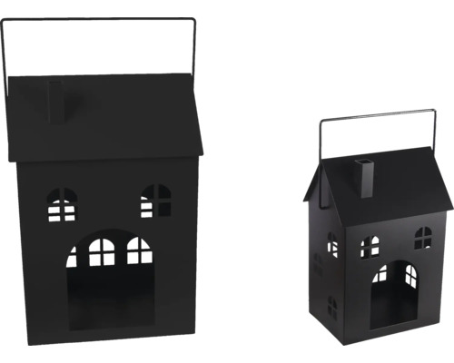 Set aus zwei schwarzen Metall-Windlichtern in Hausform mit Tragebügel und ausgestanzten Fenstern.