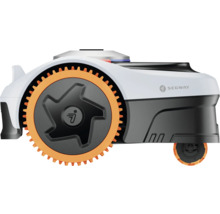 Segway Mähroboter in der Seitenansicht mit profilierten Rädern und Segway Logo.
