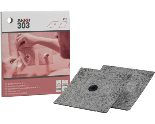 Deux manchettes pour étanchéité Akkit 303 carrées pour passages muraux et tuyauteries avec emballage du produit.