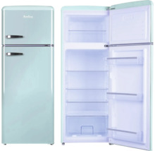 Combiné réfrigérateur-congélateur Amica rétro vert menthe, ouvert et fermé avec clayettes en verre, bac à légumes et balconnets de porte.