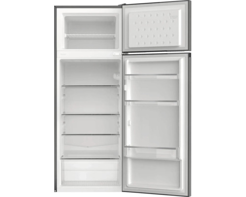Réfrigérateur-congélateur ouvert avec compartiment congélateur supérieur, clayettes en verre, balconnets de porte et bac à légumes.