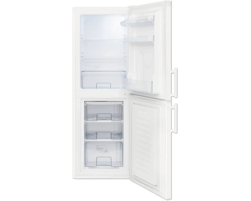Réfrigérateur combiné blanc avec les deux portes ouvertes, vue sur les clayettes, les tiroirs et les balconnets de porte.