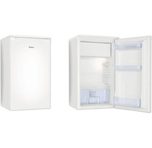 Réfrigérateur blanc Amica, présenté fermé et ouvert avec compartiment congélateur, clayettes et balconnets.