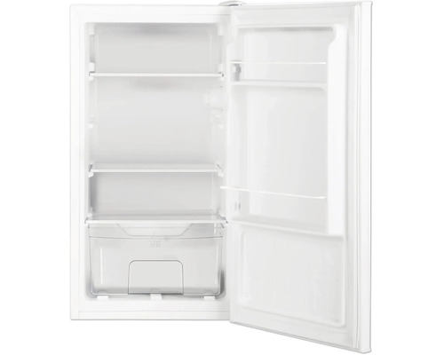 Réfrigérateur blanc ouvert avec clayettes en verre, bac à légumes transparent et balconnets de porte.