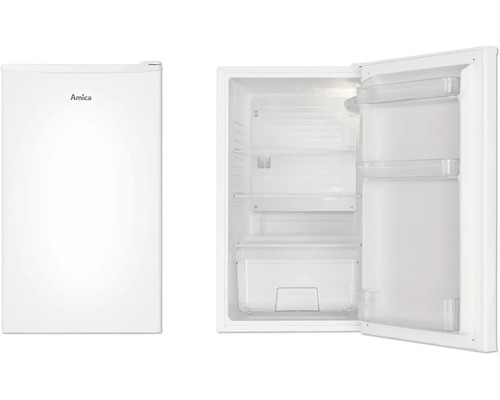 Réfrigérateur compact blanc Amica, vue avant fermée avec Amica Logo et vue ouverte avec compartiment congélateur, clayettes et balconnets de porte.