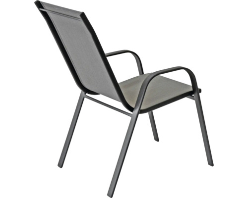 Chaise de jardin empilable avec structure en métal, assise et dossier en textile et accoudoirs.