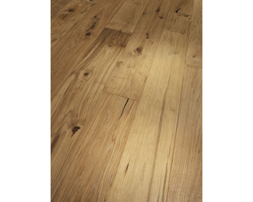 Verlegter Holzboden aus Eiche.