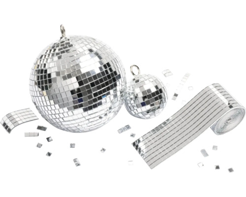 Deux boules à facettes de tailles différentes avec œillet de suspension et un rouleau de carreaux de mosaïque miroir autocollants.