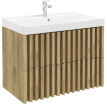 Meuble sous-vasque de salle de bain aspect bois avec lattes verticales, lavabo blanc et mitigeur chromé inclus.