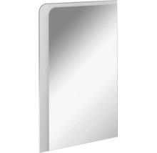 Miroir de salle de bain rectangulaire avec un coin arrondi en haut à gauche.
