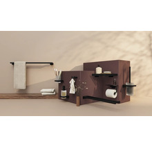 Ensemble d'accessoires de salle de bains moderne en noir mat avec porte-serviettes, distributeur de savon, étagère et porte-papier toilette.
