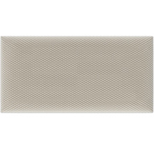 Rechteckiges gepolstertes Wandpaneel in Beige mit strukturierter Oberfläche.