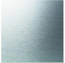 Surface métallique avec structure brossée horizontale pour panneaux muraux ou fonds de hotte.
