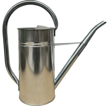 Gießkanne aus verzinktem Metall mit langem Auslauf und großem bogenförmigem Griff.
