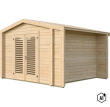 Abri de jardin en bois massif avec double porte et fenêtres à persiennes au design classique avec toit à deux pans pour le rangement. (Image AI modified or generated)