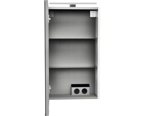 Vue intérieure de armoire de toilette avec deux étagères en verre, éclairage supérieur et double prise intégrée