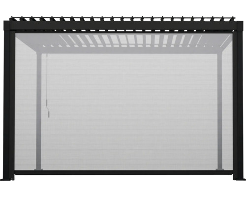 Store latéral pour pergola en tissu résistant aux intempéries dans un cadre en aluminium noir.