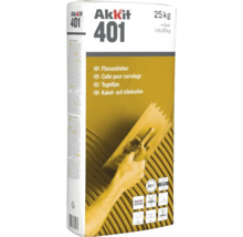 Colle pour carrelage Akkit 401 en sac de 25 kilogrammes, à très faibles émissions et flexible pour murs et sols.