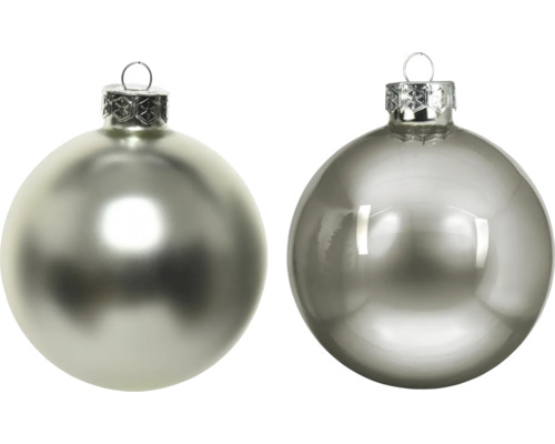 Deux boules de Noël en verre, une mate et une brillante, avec une attache argentée.