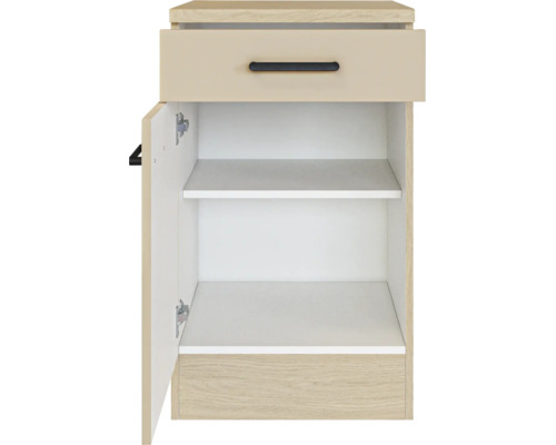 Küchen-Unterschrank mit einer Schublade und einer Tür, Innenansicht mit Einlegeboden und schwarzen Griffen.