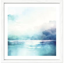 Wandbild im weißen Rahmen mit abstraktem Aquarell-Motiv einer Meereslandschaft unter hellem Wolkenhimmel.