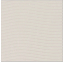 Carreau mural carré beige avec structure ondulée horizontale et surface en relief.