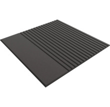 Schwaarz Gummimatte mat Rilleprofil a glatem Rand.