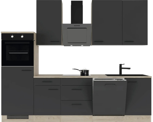 Moderne Küchenzeile in Anthrazit mit Backofen, Geschirrspüler, Spülbecken, Kochfeld und Dunstabzugshaube auf hellen Korpus-Elementen.