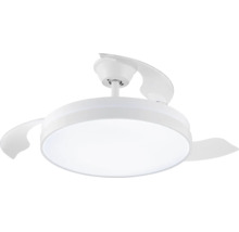 Ventilateur de plafond blanc moderne avec éclairage intégré et pales escamotables.
