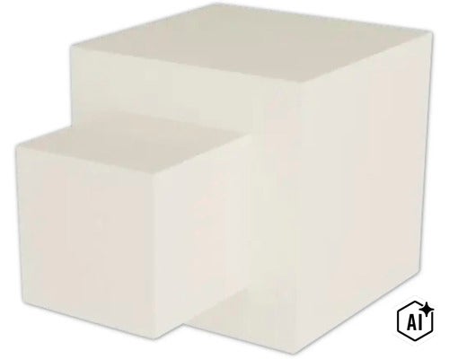 Quadratischer Block aus Beton fuer den Garten als Dekorationselement oder Sitzmoeglichkeit (Image AI modified or generated)