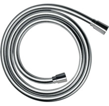Un flexible de douche métallique lisse pour douches et baignoires enroulé en cercle.