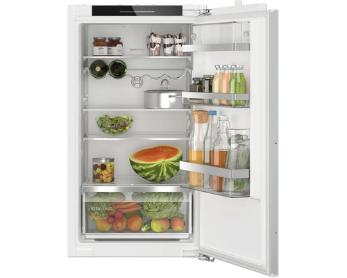 Réfrigérateur encastrable Bosch avec tiroir VitaFresh XXL et système CoolAirflow pour un stockage optimal des aliments.