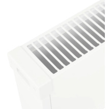 Radiateur plat en métal pour une distribution efficace de la chaleur dans les pièces de vie.
