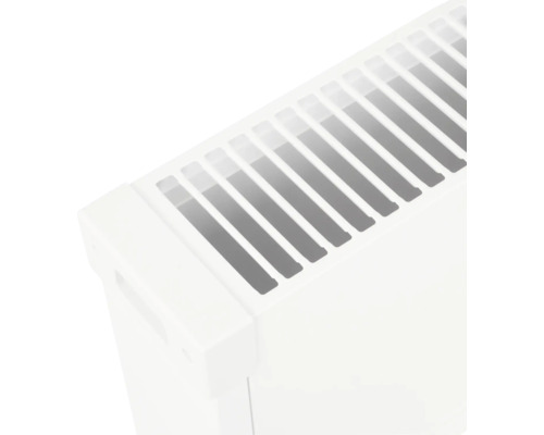 Radiateur plat en métal pour une distribution efficace de la chaleur dans les pièces de vie.