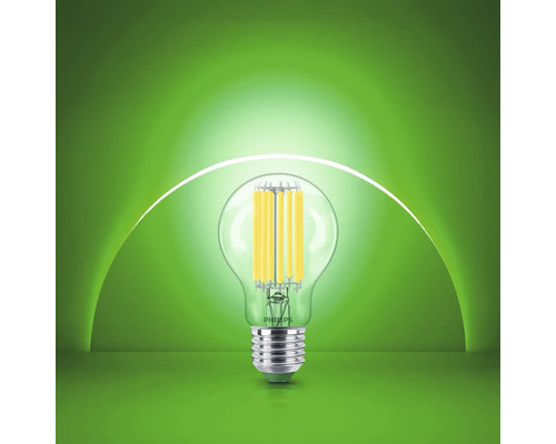 Philips LED Filament Glühbirne mit E27 Sockel in klassischer Form für eine energieeffiziente Beleuchtung.