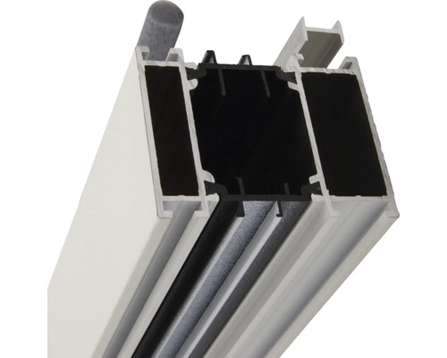 Querschnitt eines Aluminium Fensterprofils mit Mehrkammerstruktur