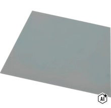 Panneau de construction rectangulaire en plastique pour une utilisation polyvalente à l intérieur et à l extérieur (Image AI modified or generated)