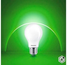 Ampoule LED Philips avec culot E27 de forme classique (Image AI modified or generated)