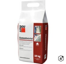 Sac de dix kilogrammes de mortier de ciment Baumit pour maçonnerie et travaux de crépissage en intérieur et extérieur. (Image AI modified or generated)
