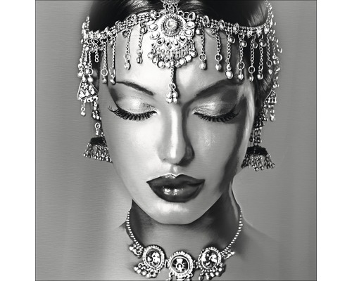 Giclée Leinwandbild Woman With Jewelry 100x100 cm