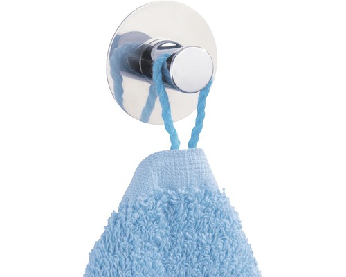 Handtuch an einem Wandhaken