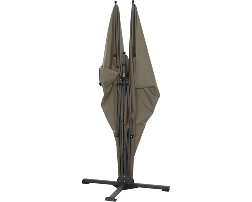 Parasol déporté plié avec support