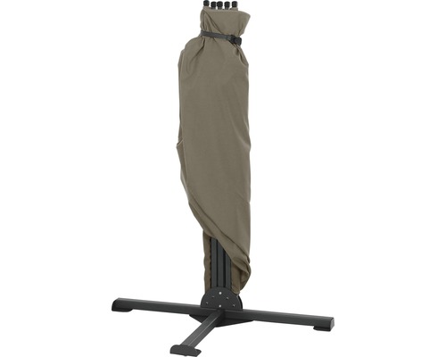 Parasol fermé avec housse de protection et support
