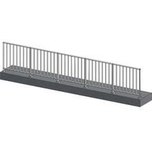 Metallgeländer auf einem Betonsockel
