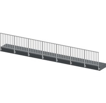 Treppe mit Metallgeländer