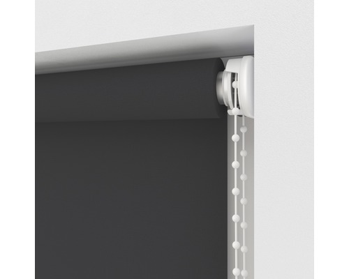 Store enrouleur gris foncé avec chaînette pour la décoration de fenêtre