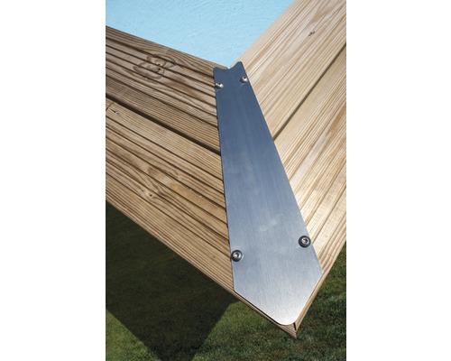 Équerre en acier inoxydable pour assembler les lames de bois d''une terrasse